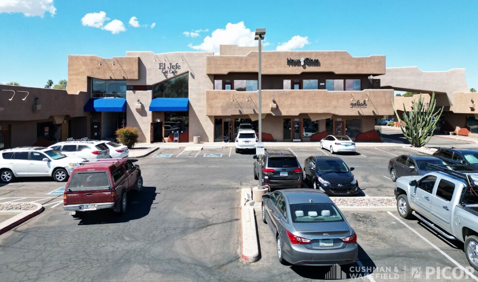 3025-3055 N Campbell Ave, Tucson, AZ à louer - Photo du bâtiment - Image 2 de 8
