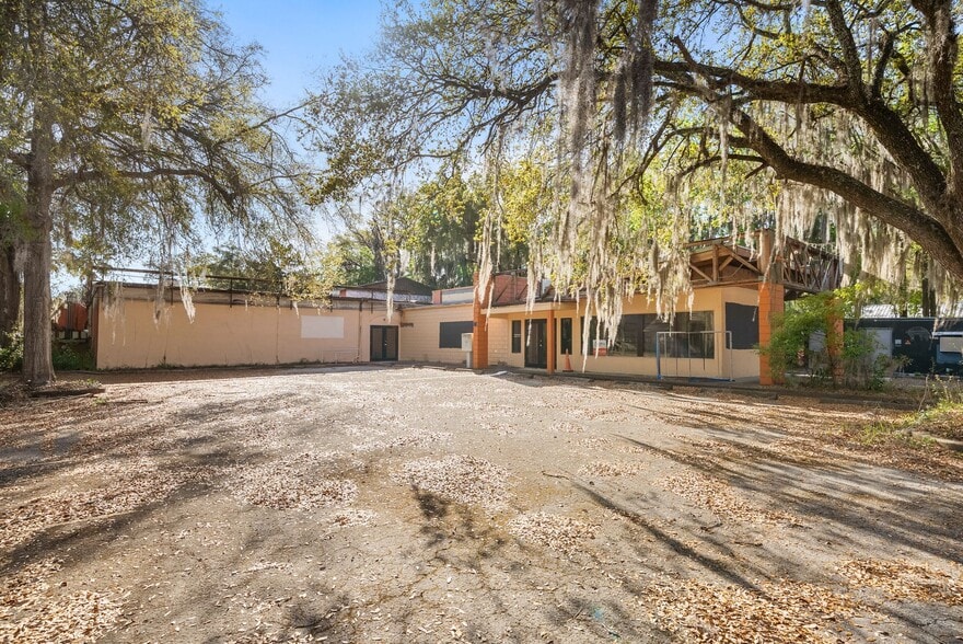 519 NW 10th Ave, Gainesville, FL à vendre - Photo du bâtiment - Image 3 de 23