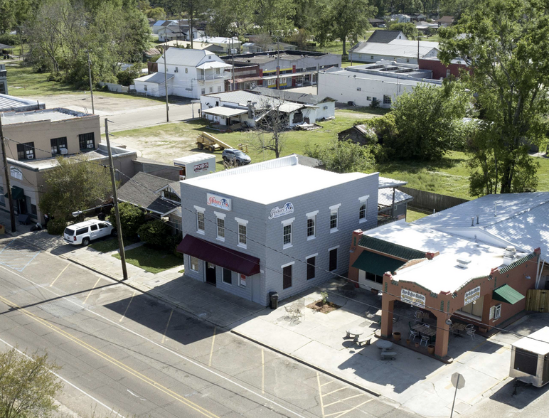 559 West Railroad Avenue, Independence, LA for sale - Primary Photo - Image 1 of 1