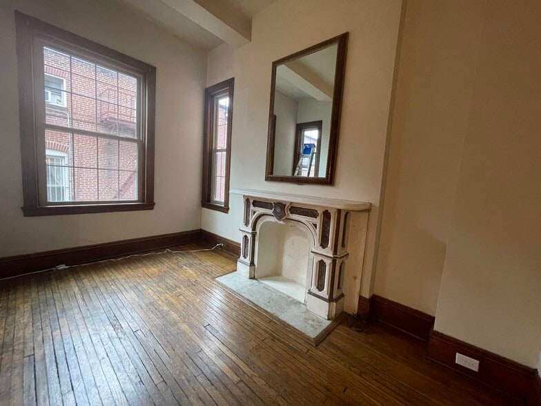 1316 Eutaw Pl, Baltimore, MD à vendre - Photo intérieure - Image 2 de 14