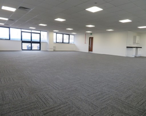 Pacific Rd, Altrincham for lease - Interior Photo - Image 2 of 2