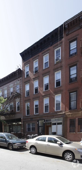 106 President St, Brooklyn, NY à vendre - Photo du bâtiment - Image 3 de 7