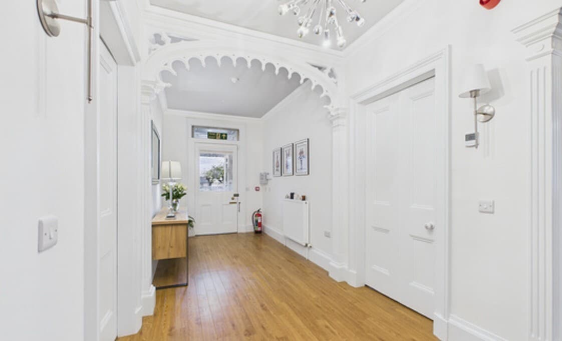 69 South Guildry St, Elgin for lease Interior Photo- Image 1 of 9