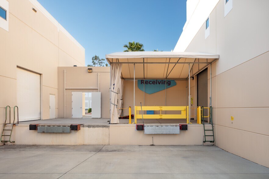 6219 El Camino Real, Carlsbad, CA à louer - Photo du bâtiment - Image 2 de 15