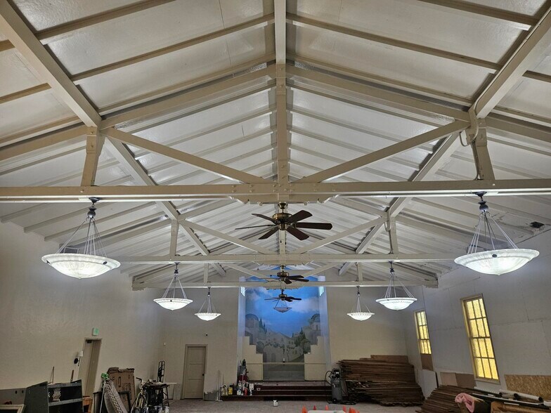 176 Central Ave, Pacific Grove, CA à louer - Photo du bâtiment - Image 3 de 8
