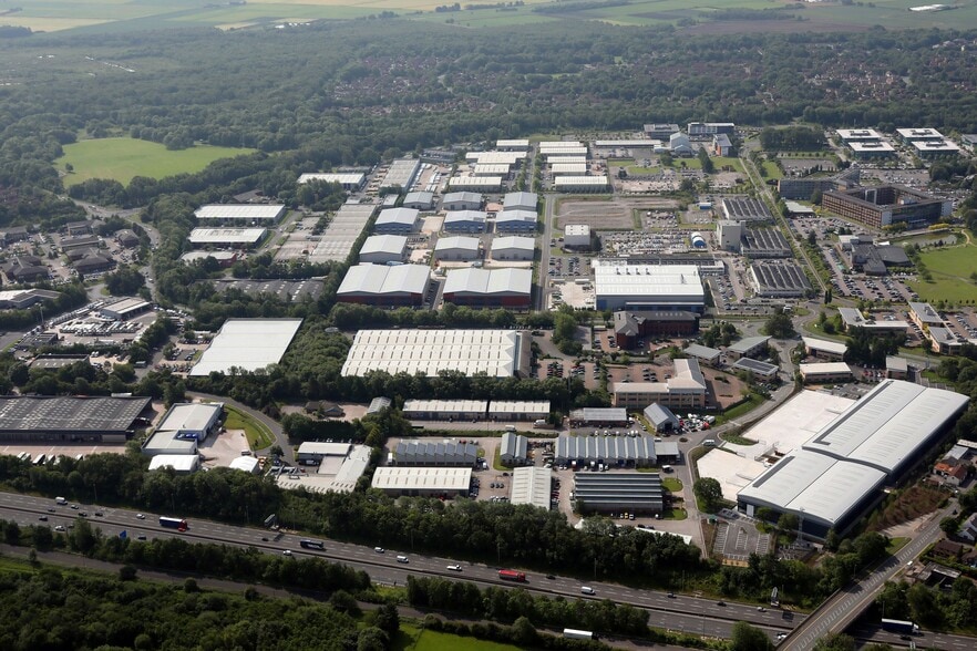 Risley Rd, Warrington à louer - Photo du bâtiment - Image 3 de 18