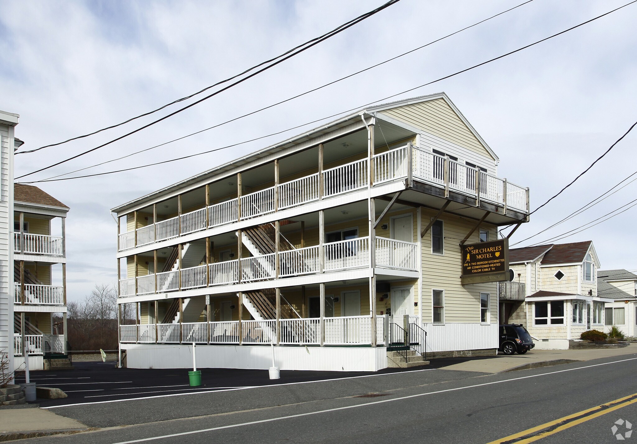90 E Grand Ave, Old Orchard Beach, ME for sale Primary Photo- Image 1 of 1