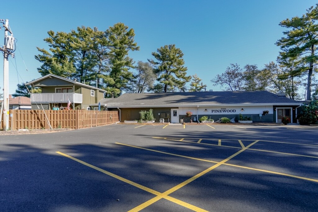 147801 Half Moon Lake Dr, Mosinee, WI à vendre Photo du bâtiment- Image 1 de 1