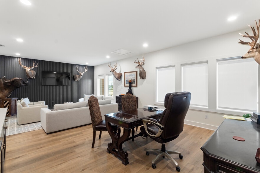 2800 Barron #201 & #202 rd, College Station, TX for lease - Building Photo - Image 3 of 19