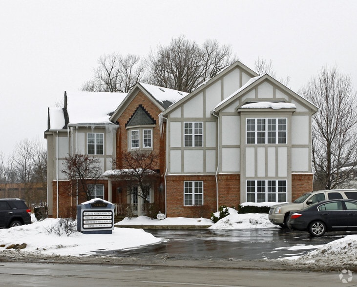 33165 Solon Rd, Solon, OH for sale - Building Photo - Image 3 of 7