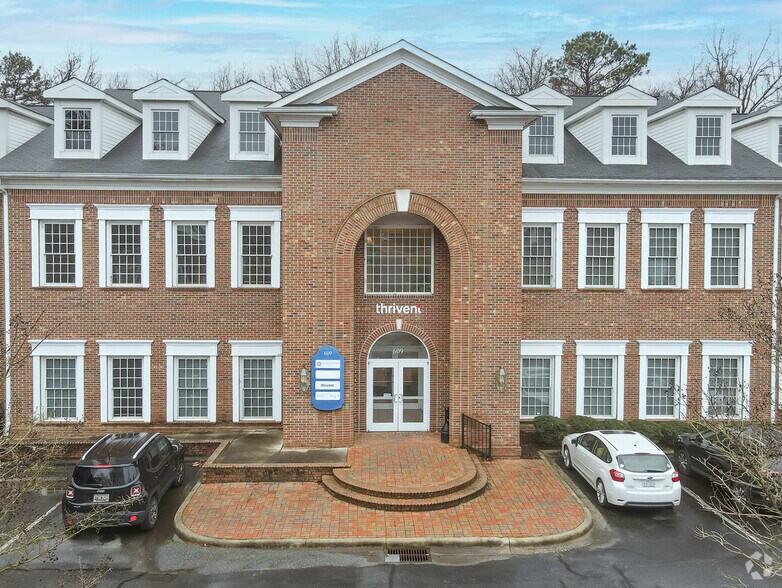 609 S New Hope Rd, Gastonia, NC à louer - Photo du bâtiment - Image 3 de 5