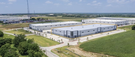 310 Wilmeth Rd, McKinney, TX for lease Interior Photo- Image 2 of 9