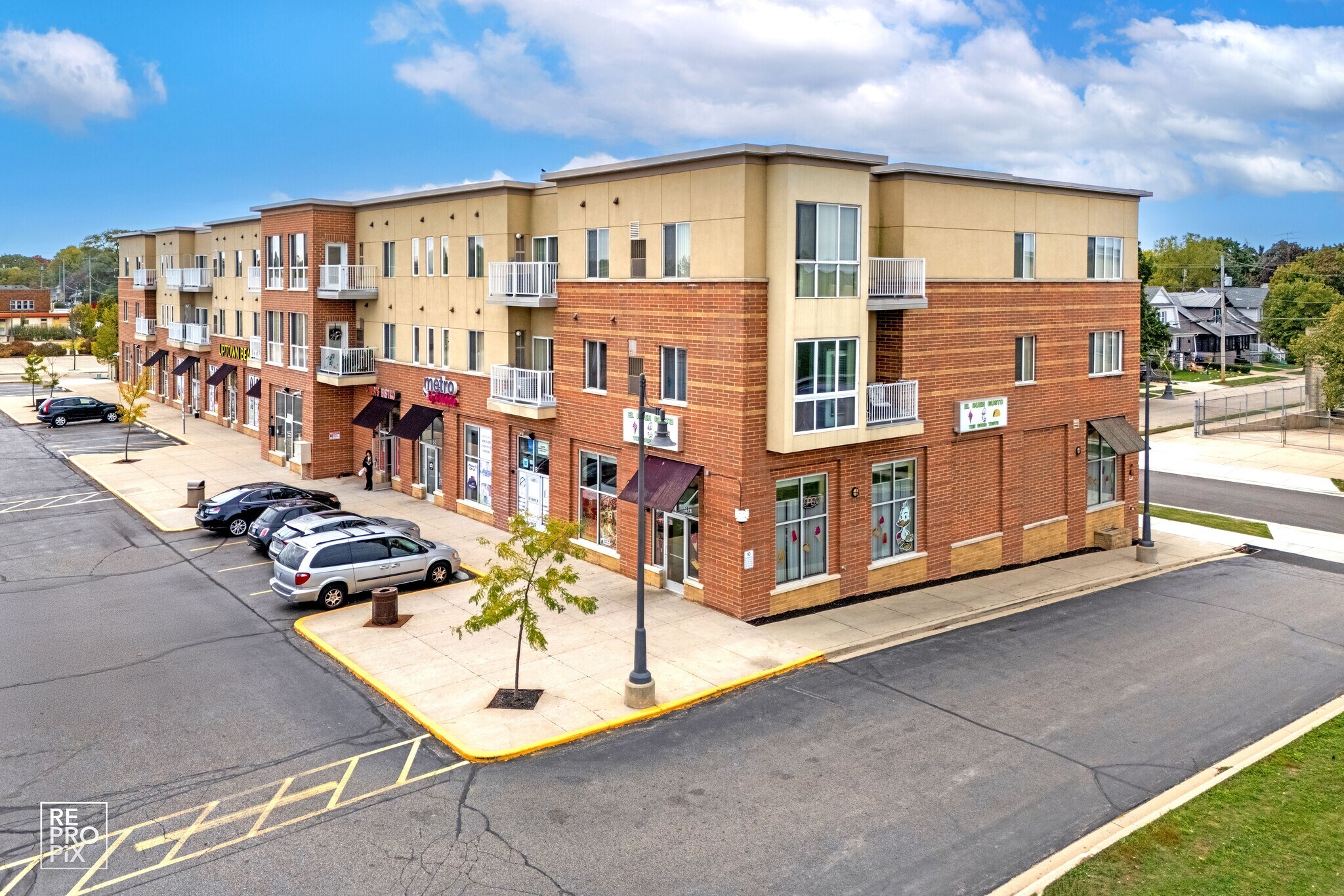 1923 63rd St, Kenosha, WI à vendre Photo principale- Image 1 de 11