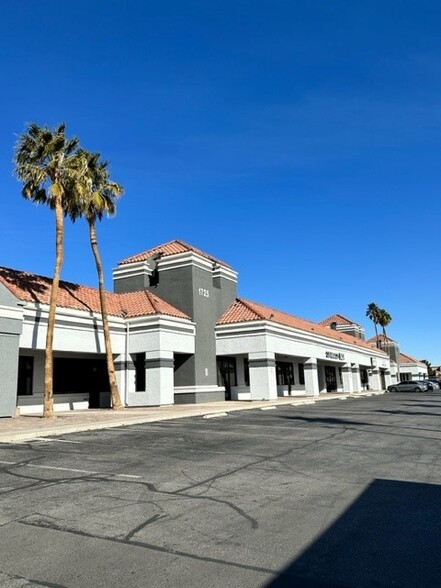 1725-1745 S Rainbow Blvd, Las Vegas, NV for lease - Building Photo - Image 3 of 10