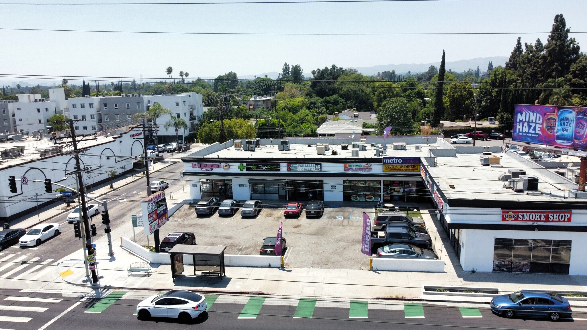 8501-8511 Reseda Blvd, Northridge, CA à louer Photo du bâtiment- Image 1 de 11