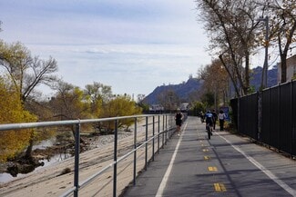 Plus de détails pour 1771 W Blake Ave, Los Angeles, CA - Commerce de détail à louer