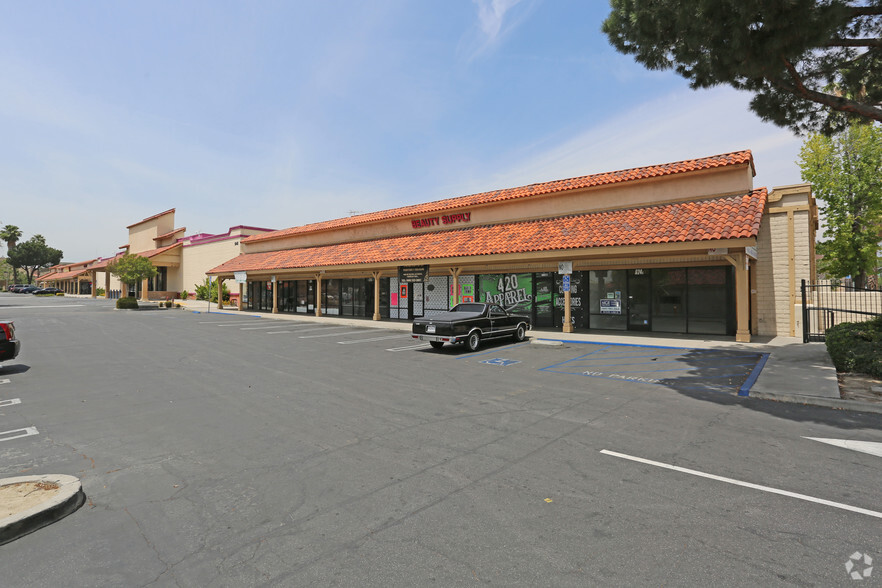 668-688 W 4th St, San Bernardino, CA for sale - Primary Photo - Image 1 of 1