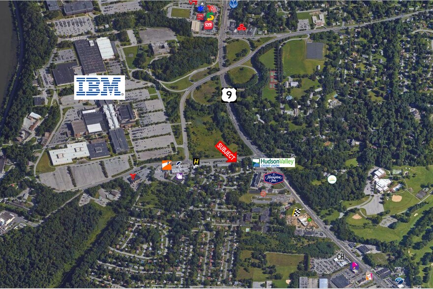 8 Ibm Rd, Poughkeepsie, NY à louer - Photo du bâtiment - Image 1 de 13