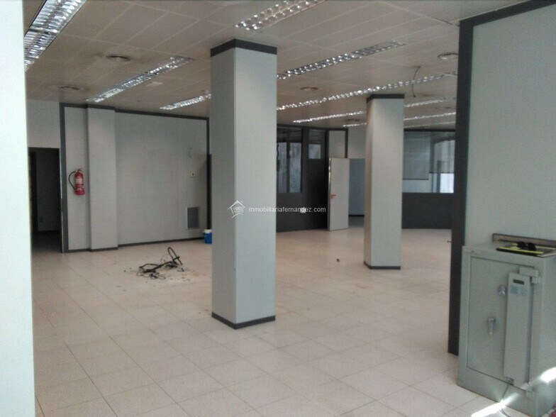 Plaza de América, 4, Cáceres, Cáceres for sale - Building Photo - Image 2 of 8