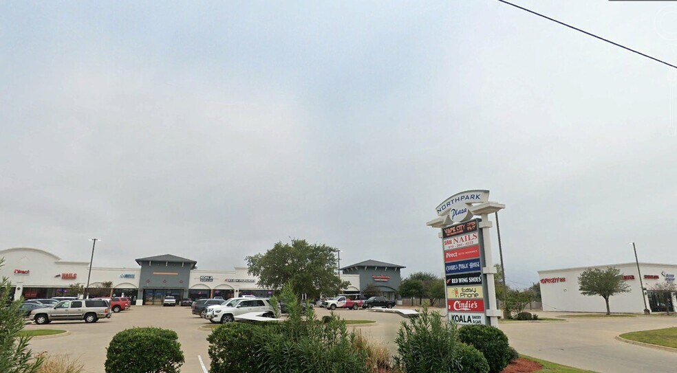 3700 S Texas Ave, Bryan, TX à louer - Photo du bâtiment - Image 2 de 2