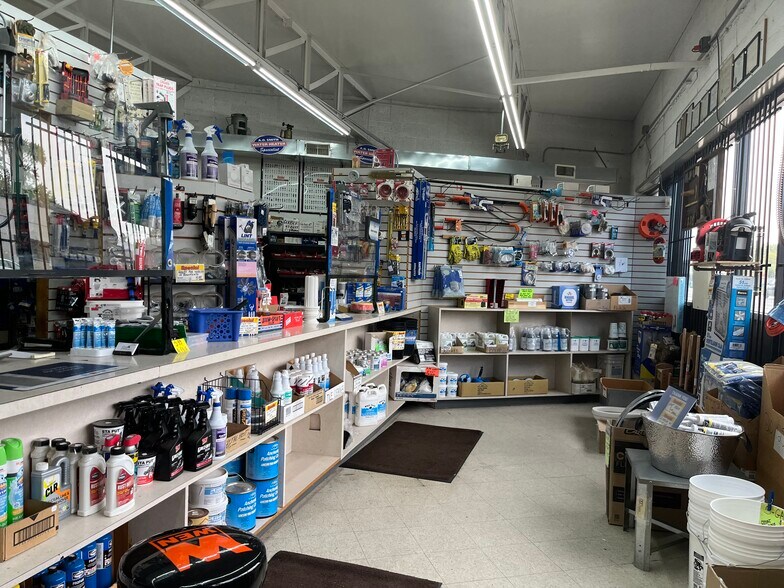 16600-16606 Grand River Ave, Detroit, MI à vendre - Photo intérieure - Image 2 de 3