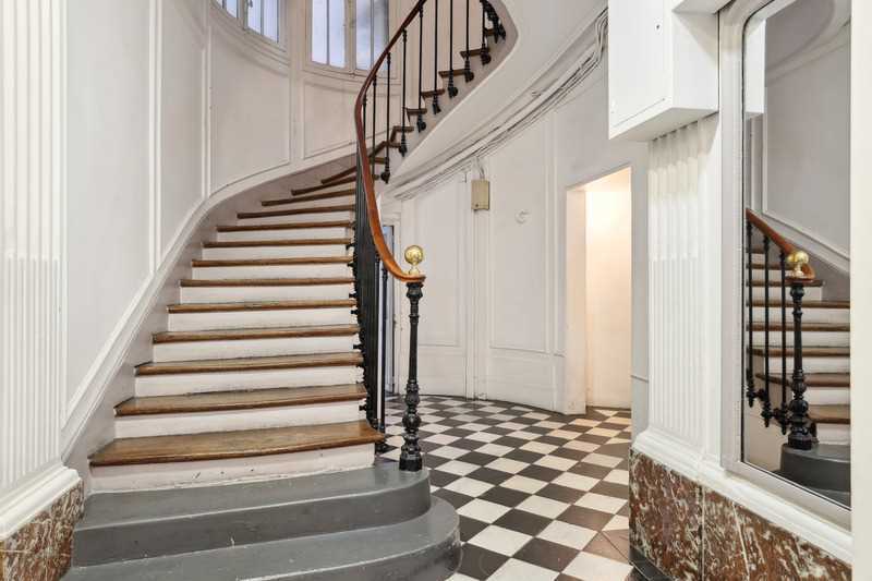 11 Rue De Châteaudun, Paris à louer - Hall d’entrée - Image 3 de 7