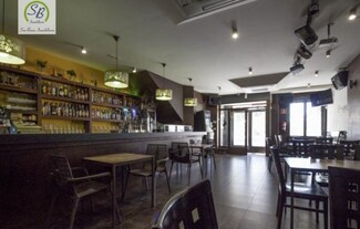 Plus de détails pour Commerce de détail à vendre