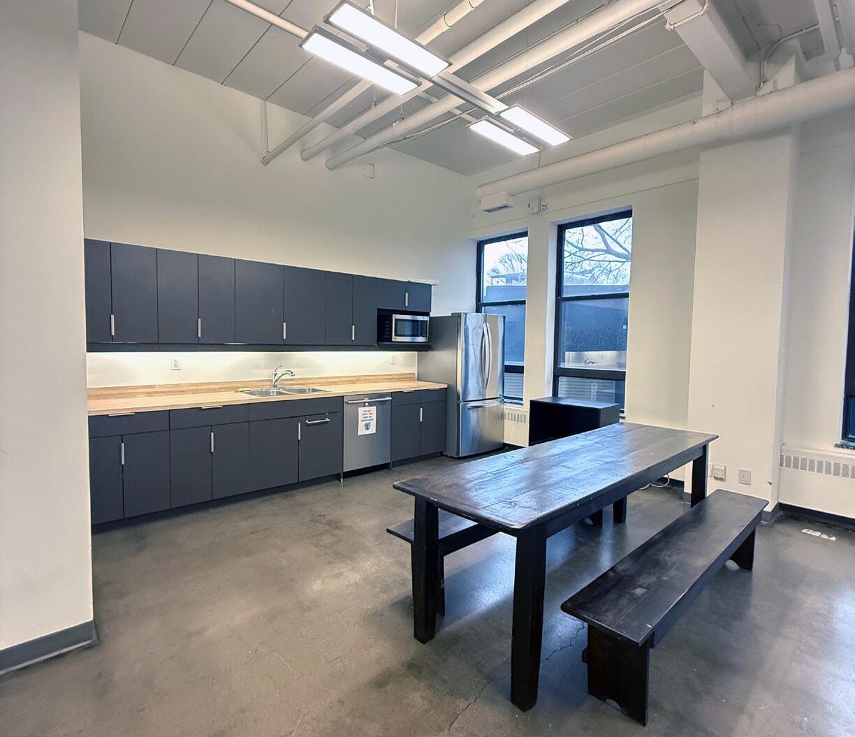 455 Dovercourt Rd, Toronto, ON for lease Interior Photo- Image 1 of 14