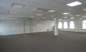 81-83 Victoria Rd, Surbiton for lease - Interior Photo - Image 3 of 32