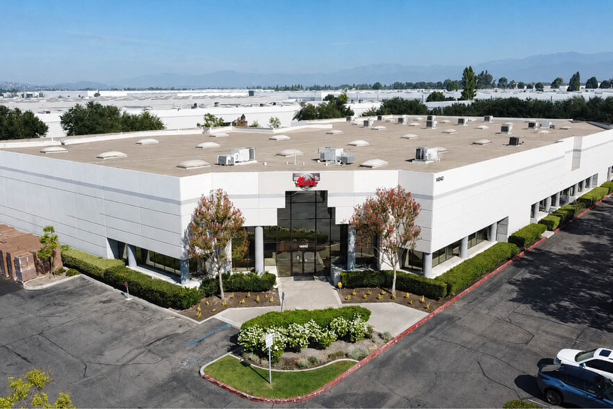 14042 Central Ave, Chino, CA for lease - Building Photo - Image 1 of 4