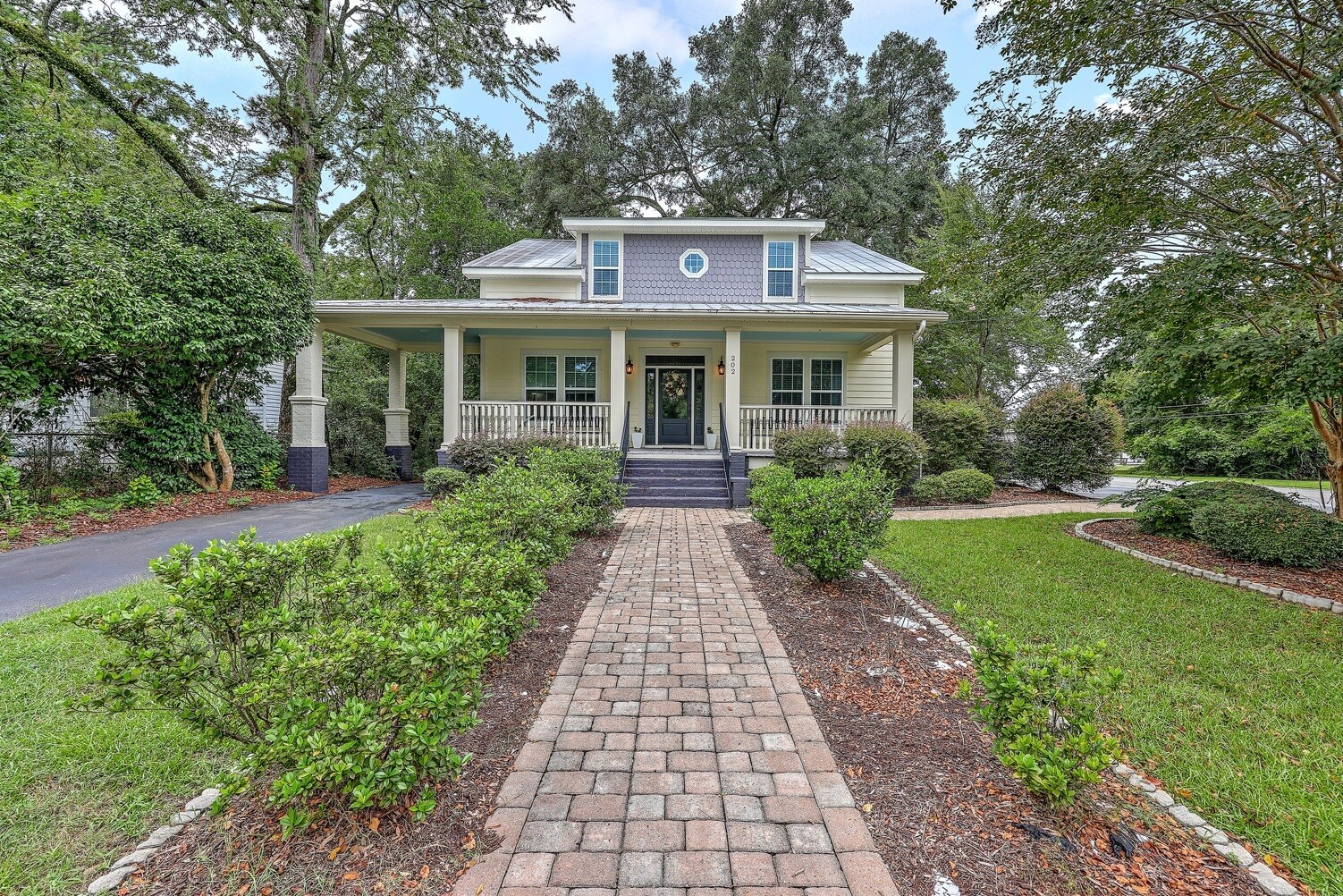 202 E 2nd North St, Summerville, SC for sale Building Photo- Image 1 of 47