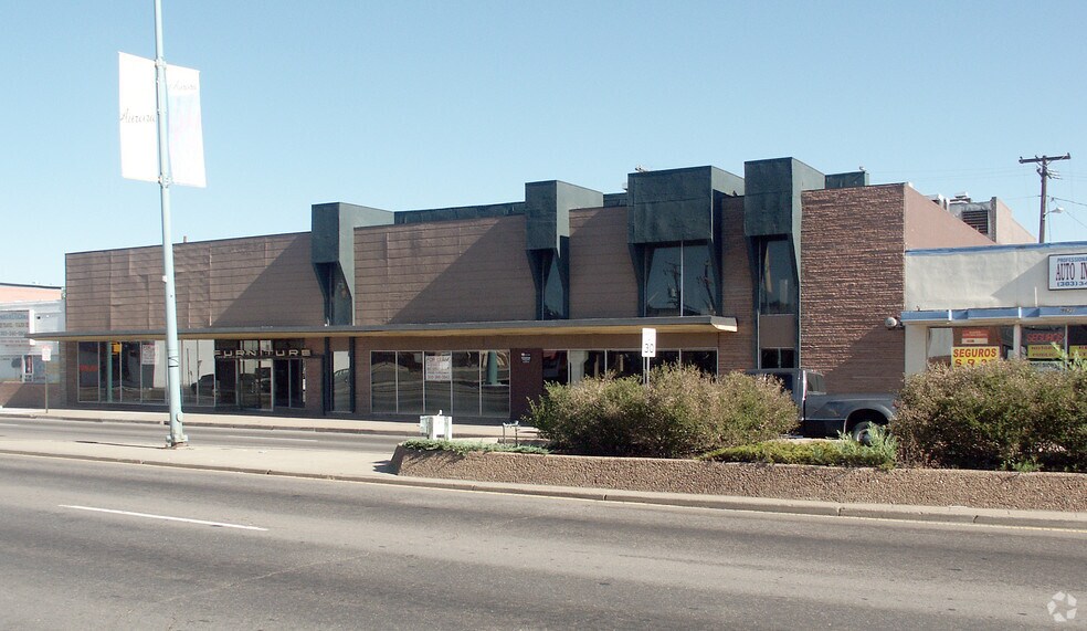 9605-9617 E Colfax Ave, Aurora, CO à vendre - Photo du bâtiment - Image 2 de 15