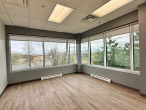 1550 Rue Ampère, Boucherville, QC à louer Photo intérieure- Image 1 de 5
