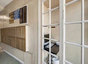 14416 Victory Blvd, Van Nuys, CA à louer Photo intérieure- Image 1 de 3