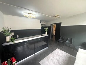 29 High St, Warminster for lease Interior Photo- Image 2 of 5
