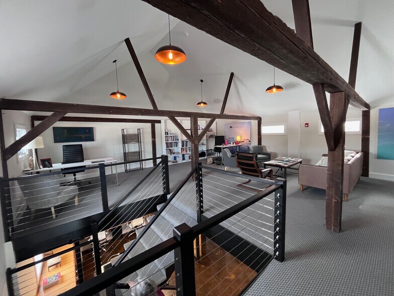 112 Parker St, Newburyport, MA à louer - Photo du bâtiment - Image 3 de 22