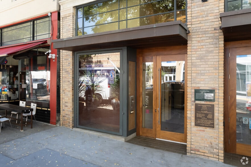 2130 Center St, Berkeley, CA à louer - Photo du bâtiment - Image 2 de 13
