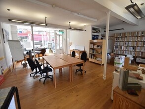 18 Market Pl, Bideford for lease Interior Photo- Image 1 of 5