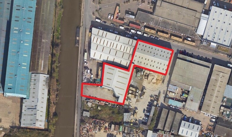 1a Towpath Road, Londres à vendre - Photo principale - Image 1 de 1