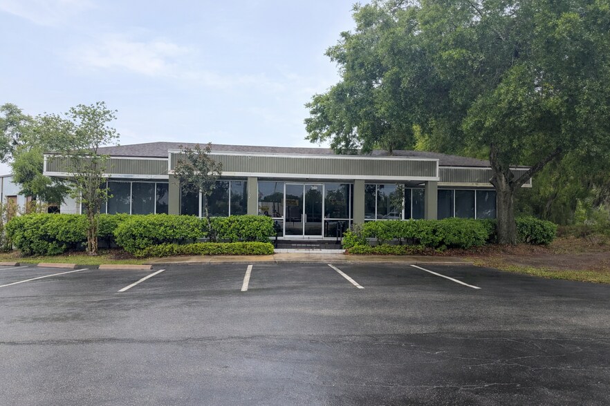 100 SW 52nd Ave, Ocala, FL à louer - Photo du bâtiment - Image 2 de 10