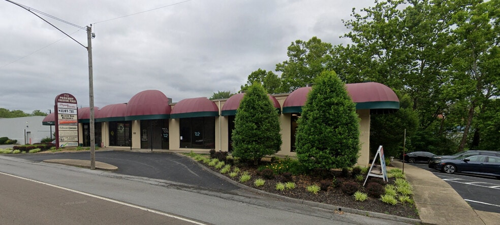 713 Volunteer Pky, Bristol, TN for lease - Building Photo - Image 2 of 5