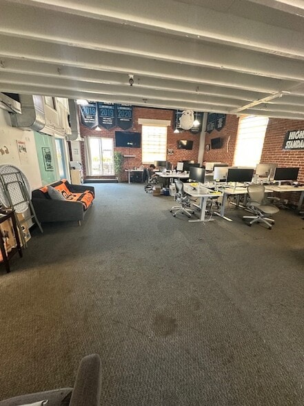 3435 Cesar Chavez, San Francisco, CA for lease - Building Photo - Image 3 of 26