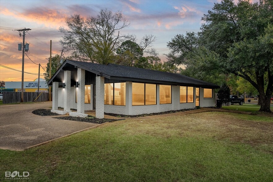 9099 Mansfield Rd, Shreveport, LA à vendre - Photo principale - Image 1 de 55