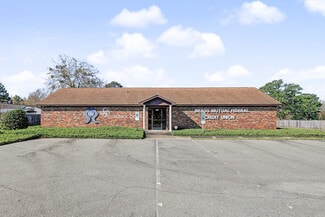 More details for 219 N Main St, Spring Lake, NC - Retail for Sale