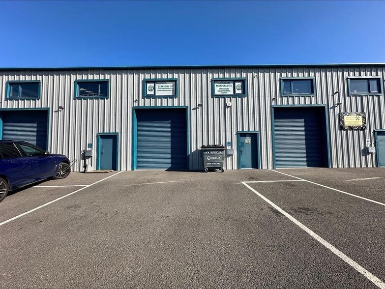 Unit 45, Manston, Ramsgate for sale - Building Photo - Image 1 of 10