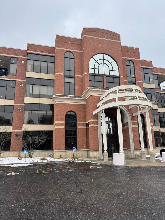 822 Kumho Dr, Fairlawn, OH 44333 - Unité 101 - - Photo intérieure - Image 1 of 24