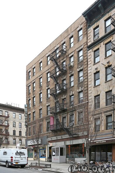 111-121 La Salle St, New York, NY à louer - Photo du bâtiment - Image 2 de 5