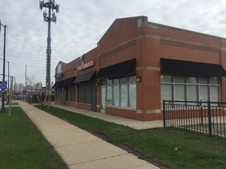9939-9945 S Halsted St, Chicago, IL for lease - Building Photo - Image 2 of 7