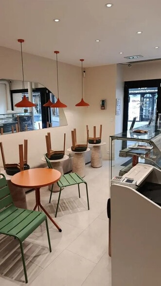 62 Rue D'Amsterdam, Paris for lease - Interior Photo - Image 3 of 6