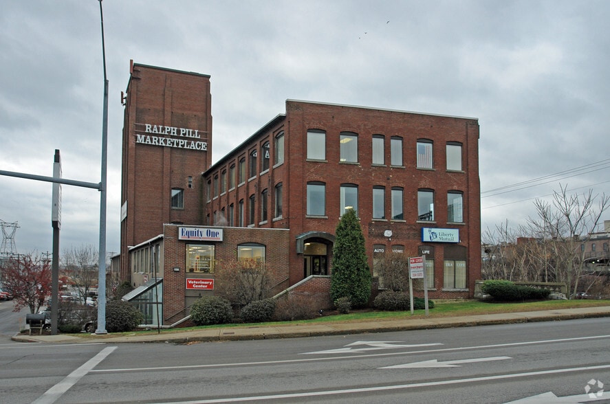 22 Bridge St, Concord, NH for lease - Building Photo - Image 3 of 7